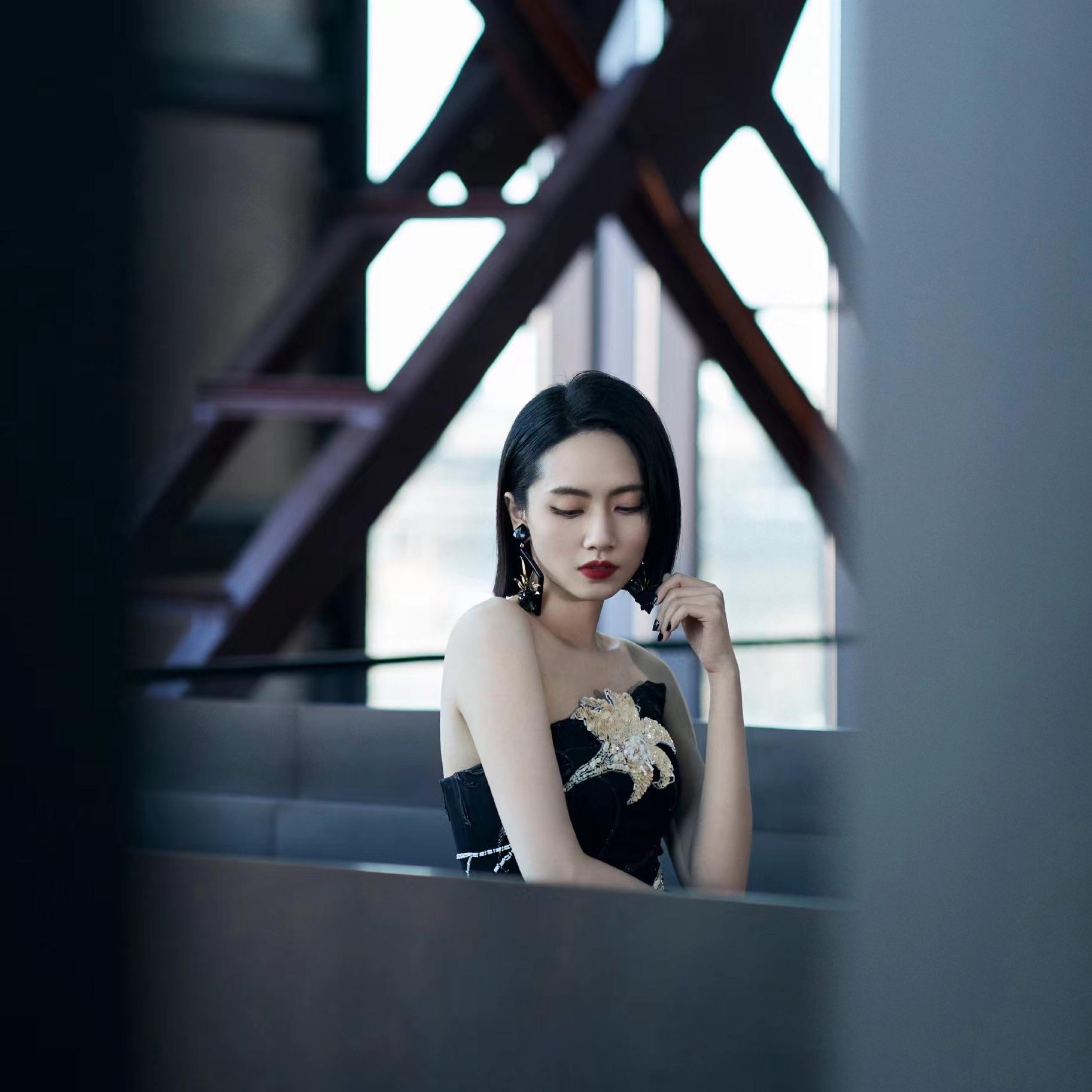 龙文封面