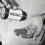 #FLY (feat. Mannyflexalot)