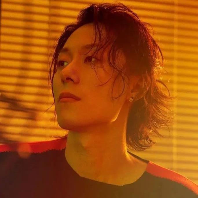 华语R&B | 跟随节奏律动潜入浪漫的宇宙深处