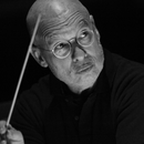 Dennis Russell Davies