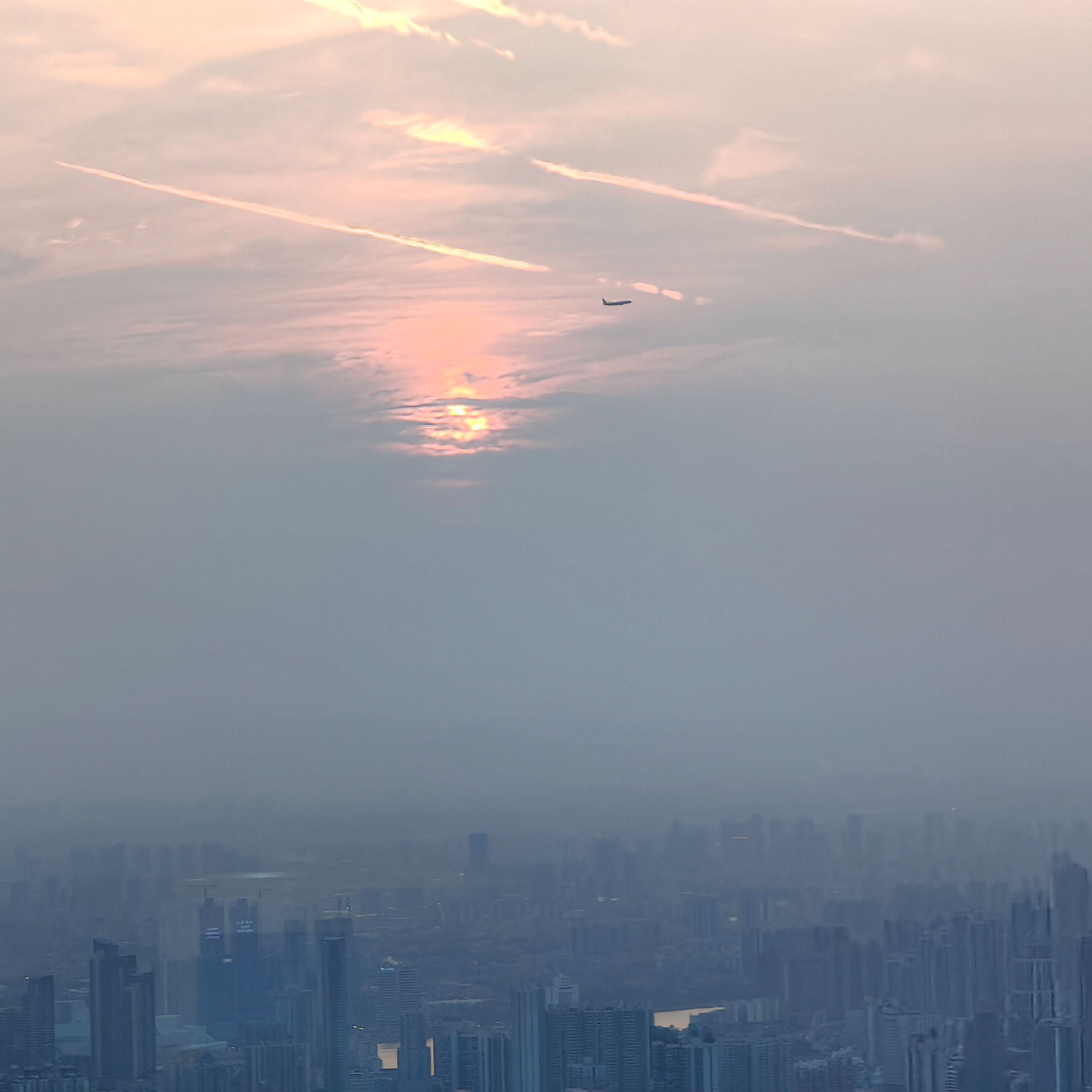 让我安静离开封面