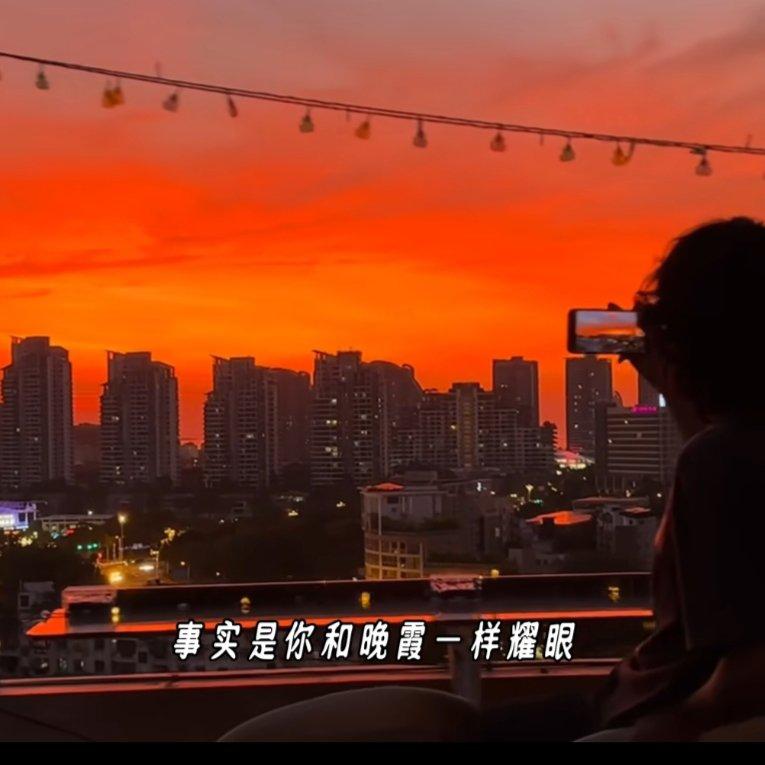 告拜悲伤，告拜emo