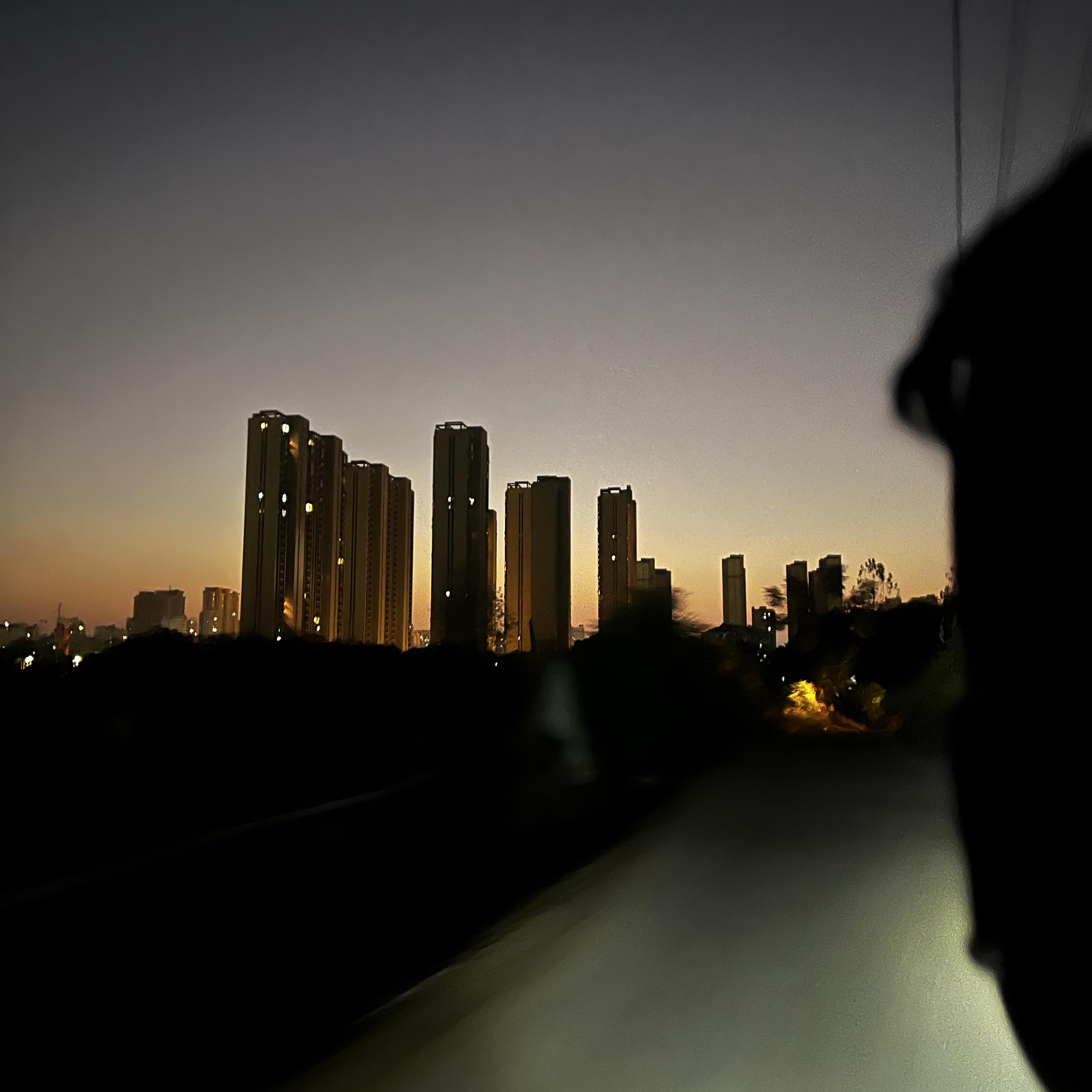 邵甲天-ET-邵甲天,邹念慈  我看了56次日落（9ELM Remix）（9ELM remix）