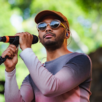 Toro y Moi