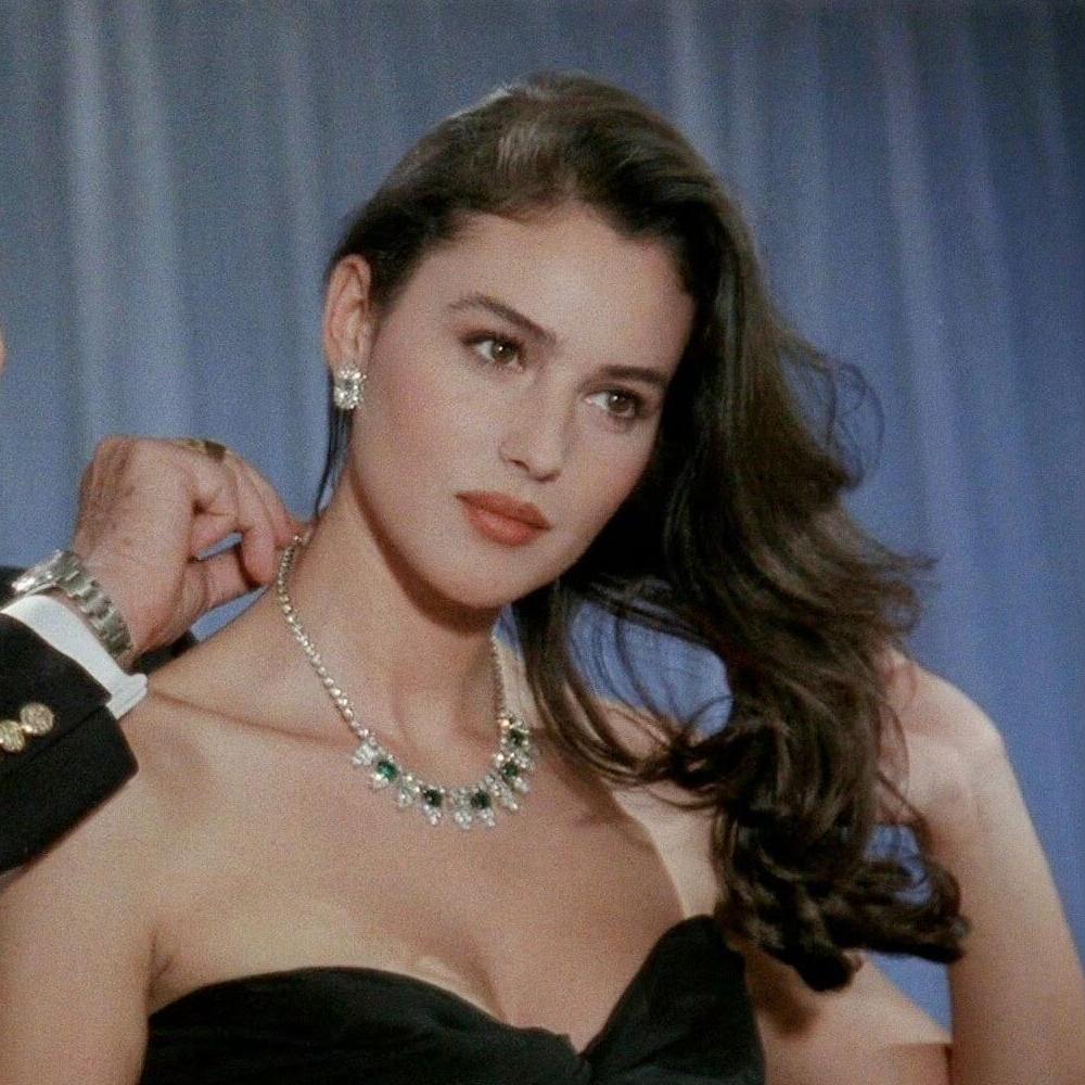 「女性群像」女性缺爱是谎言，赞颂野心家