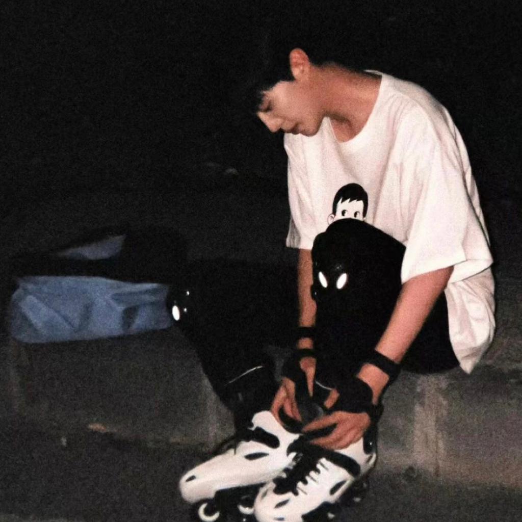 伊蒂哈德东看台保安