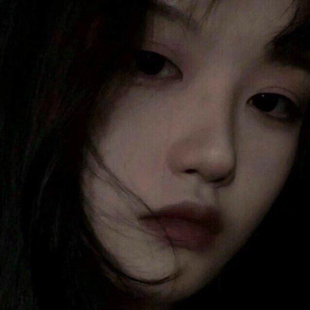 我们都是熬不过世俗的普通人:）