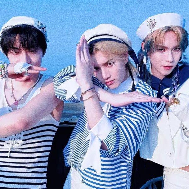 闹闹哄哄，走向成功