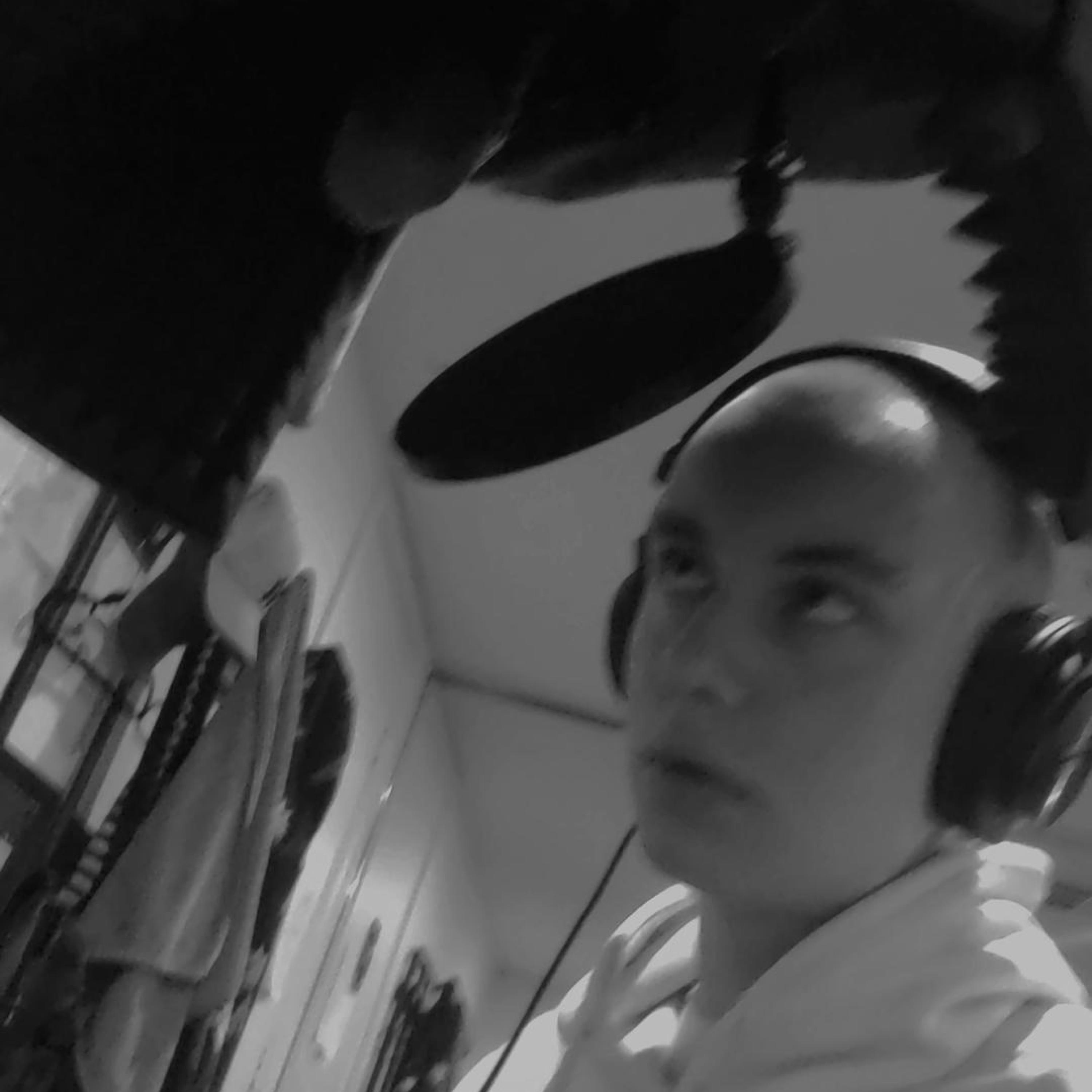 Bonnie & Clyde (feat. Lil Huddy)