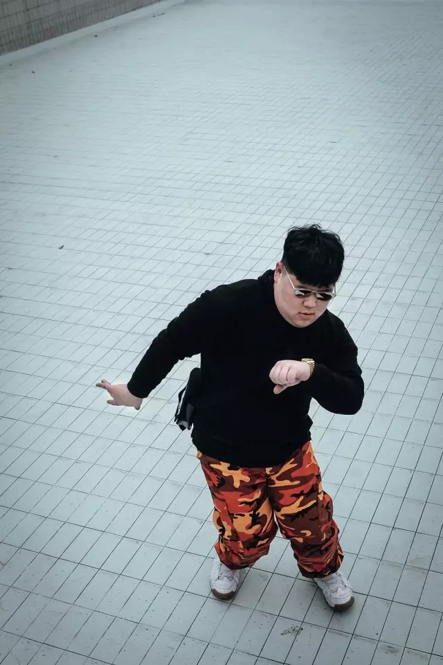 在宋岳庭之后,我们问了这群Rapper什么是Life