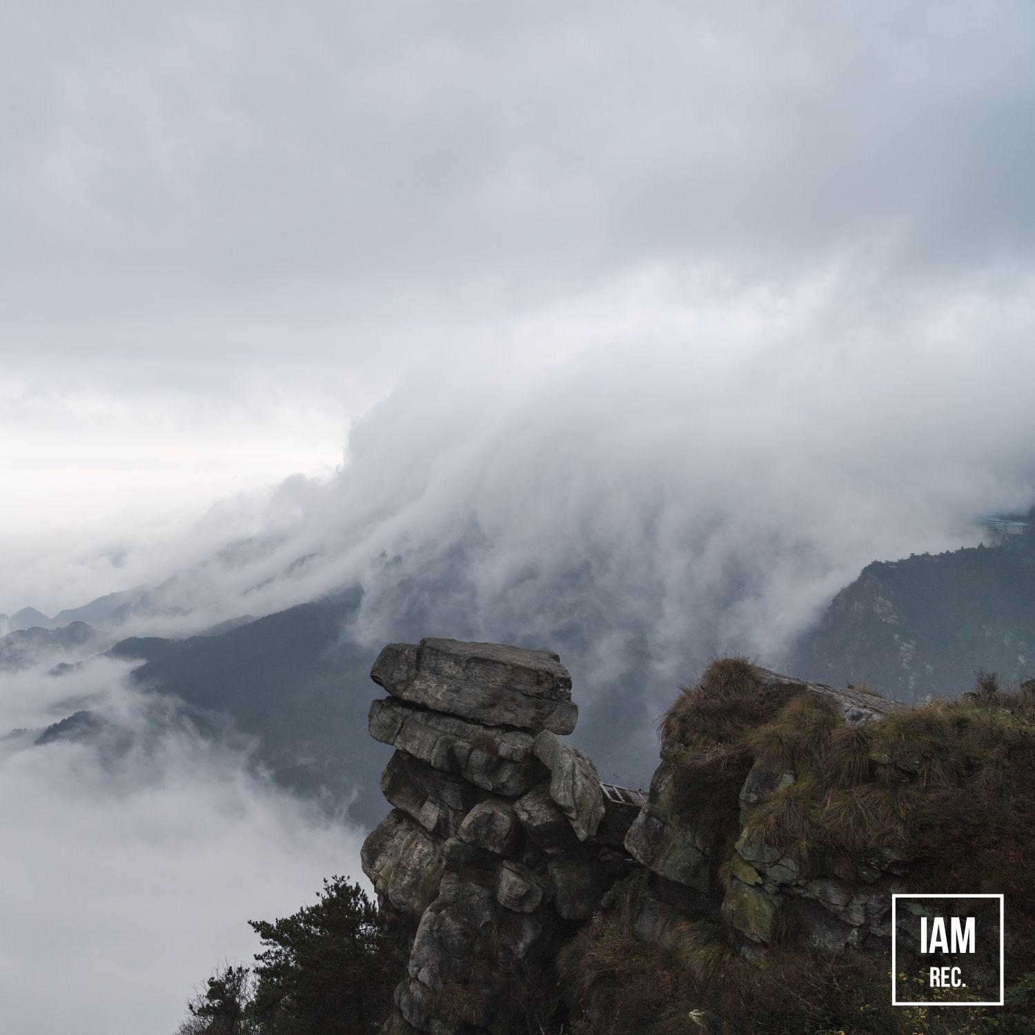 Smooth and Polished Pop-Rock Style