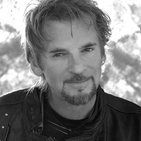 Kenny Loggins