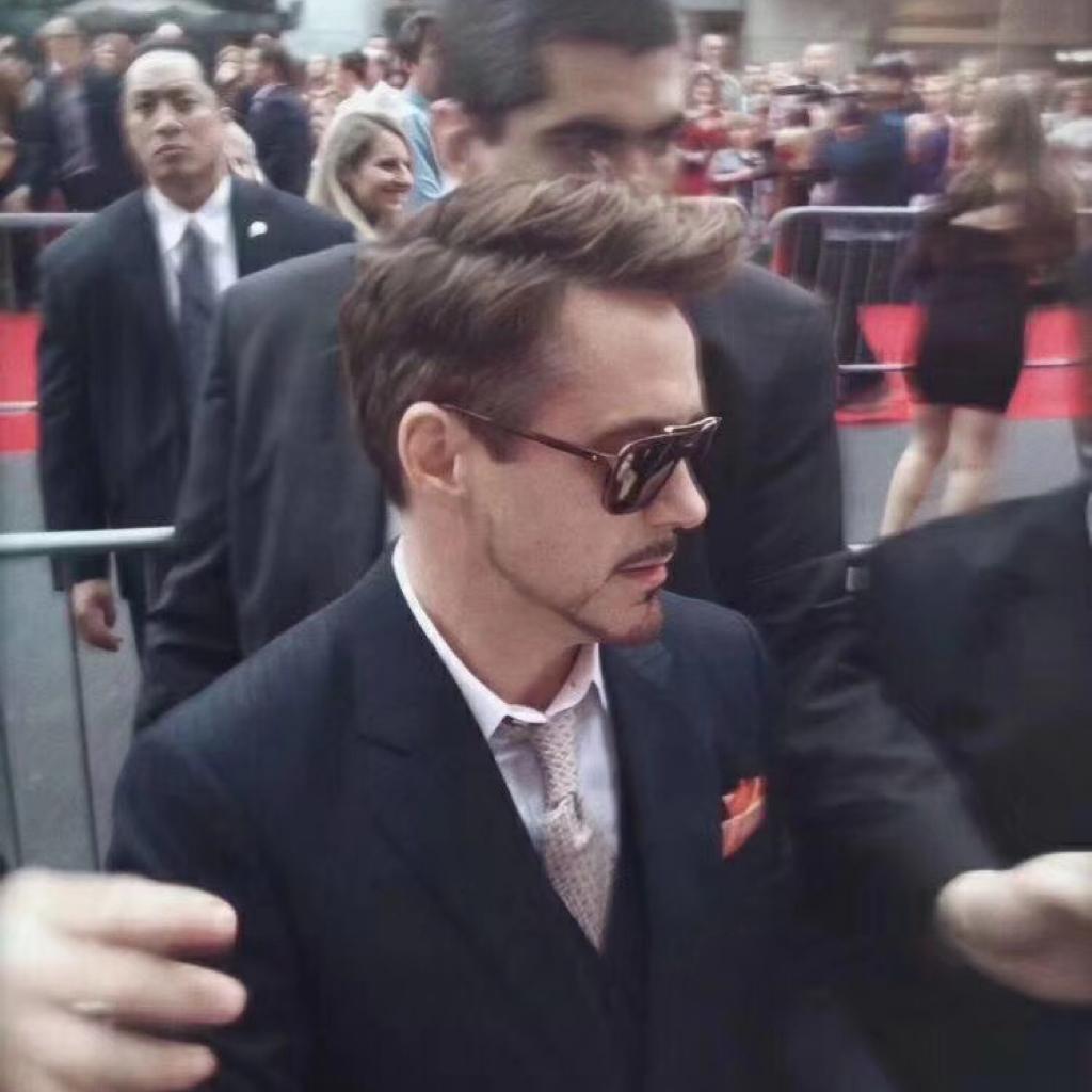 就是听的歌比较酷