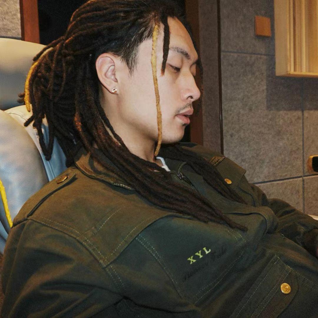 维斯