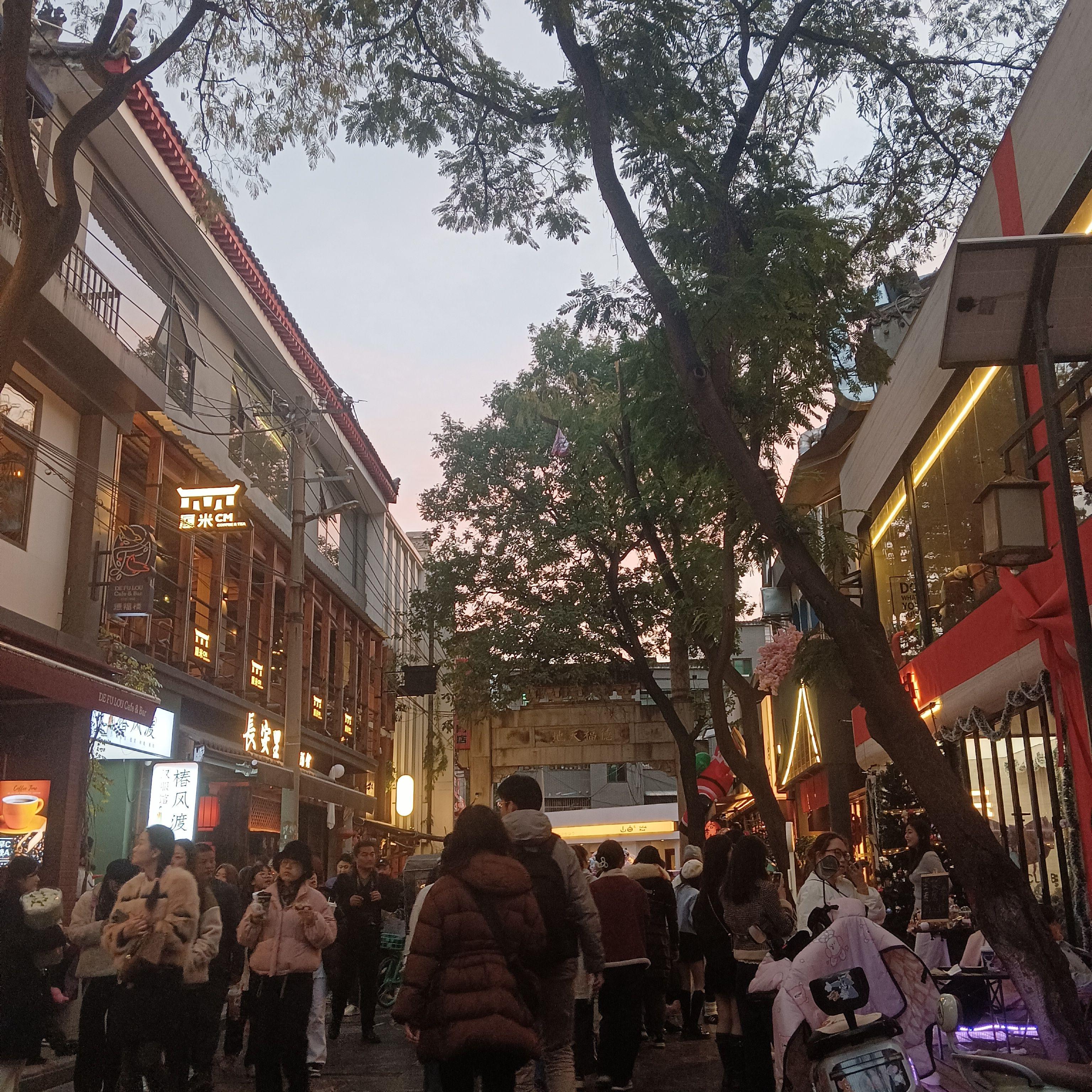 桃花晨露封面