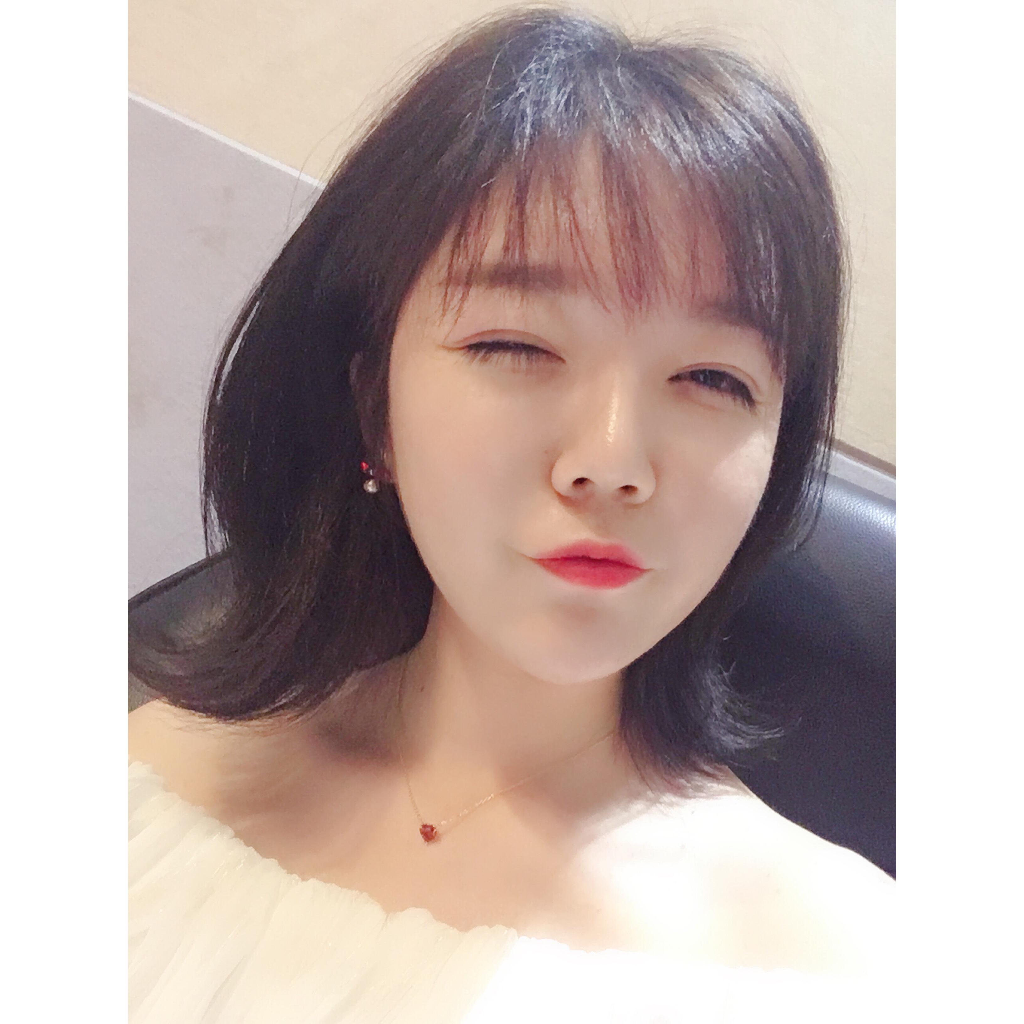 《爱就一个字》女生版超好听（翻自 李巍V仔） 伴奏封面