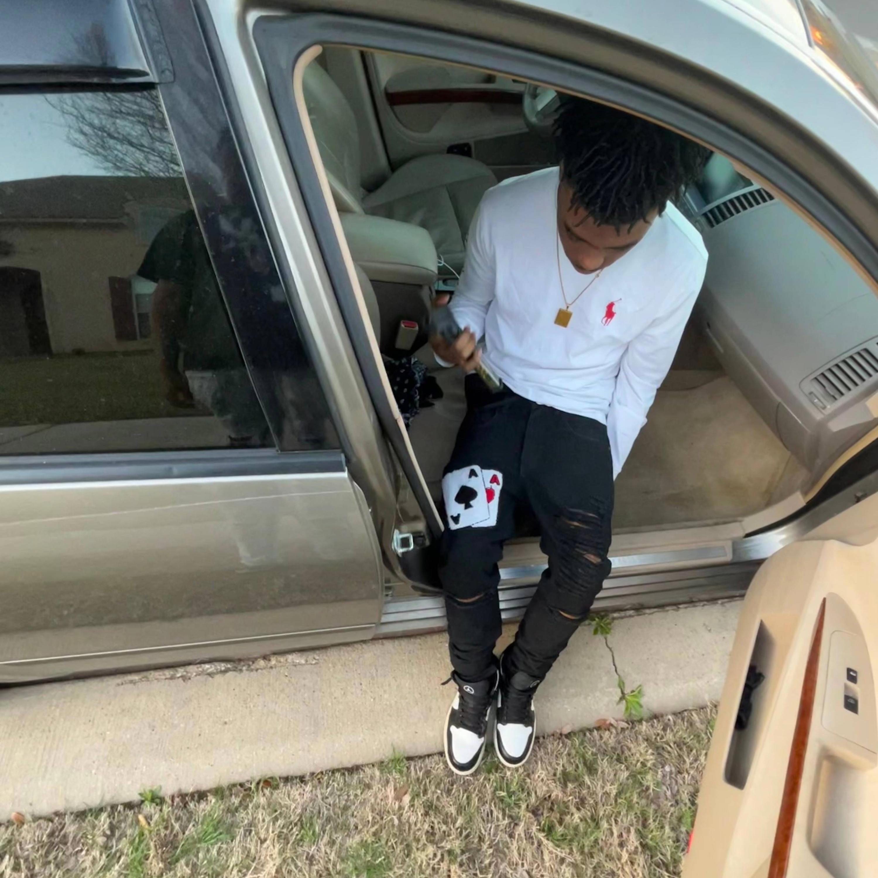 G5G (feat. Smitteykj)