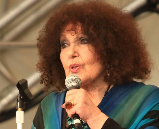 Cleo Laine