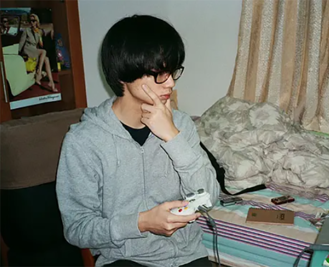 史悲