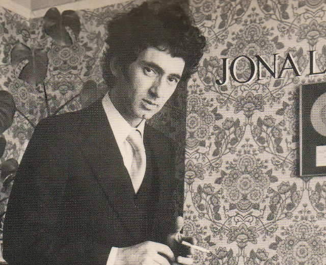 Jona Lewie