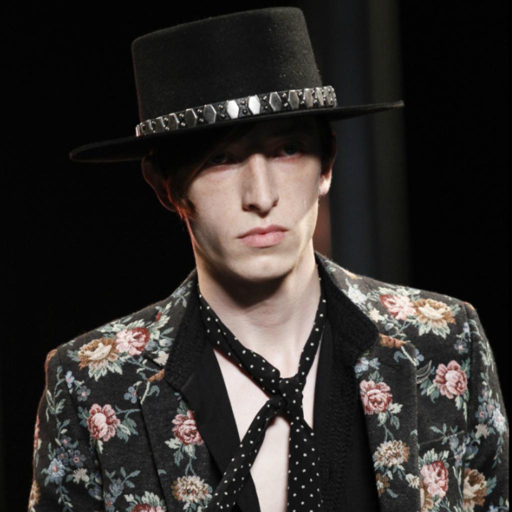 Hedi Slimane 4 SAINT LAURENT