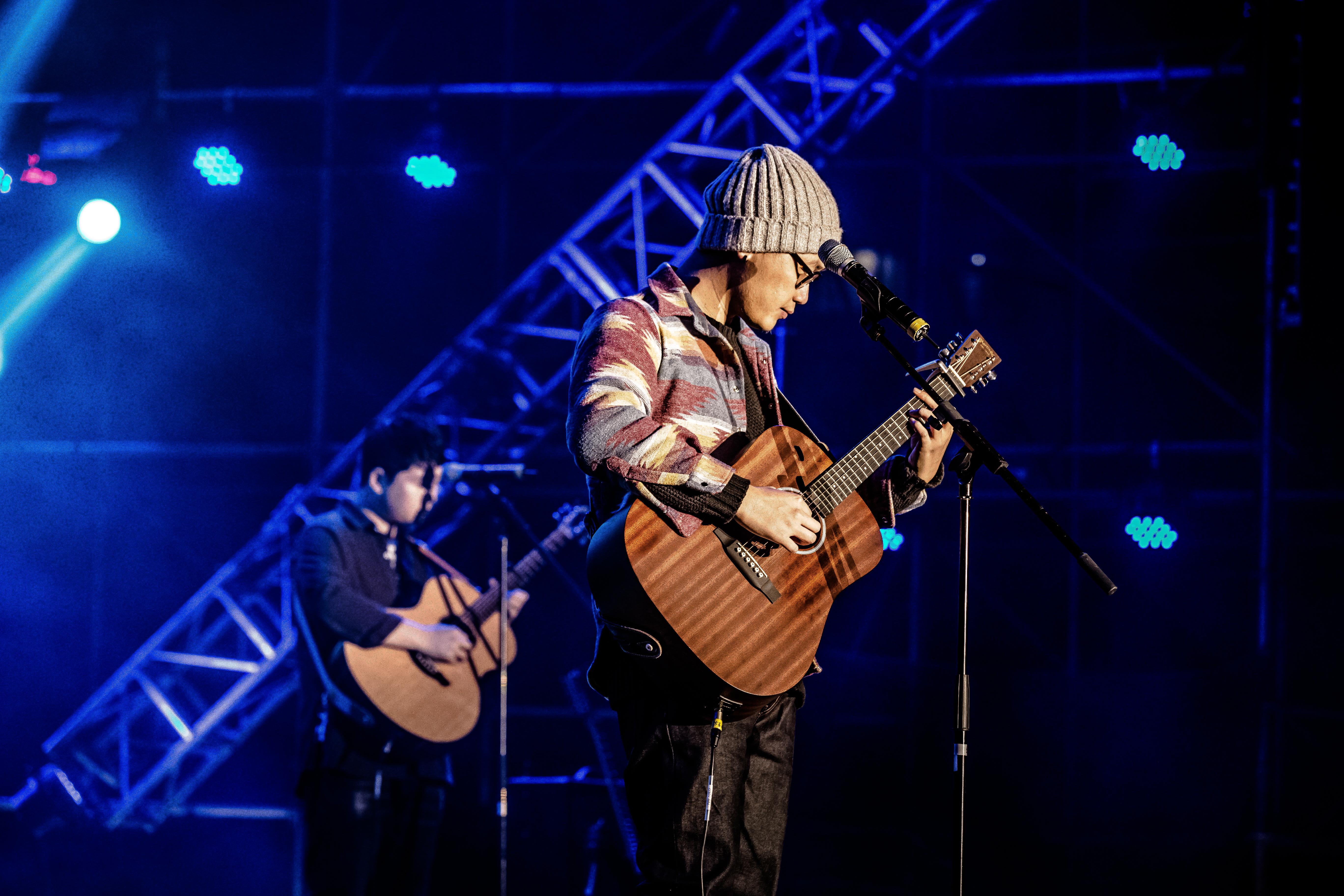 song-img