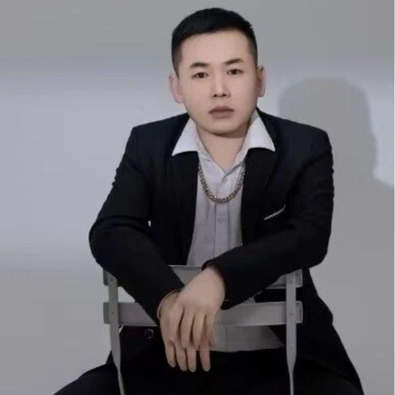 看我跃马扬鞭-艳平封面