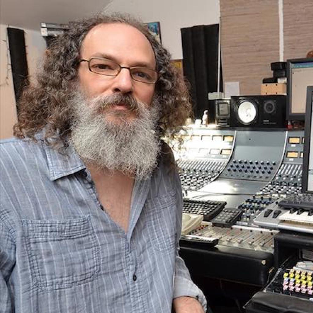 Mixing: Andrew Scheps