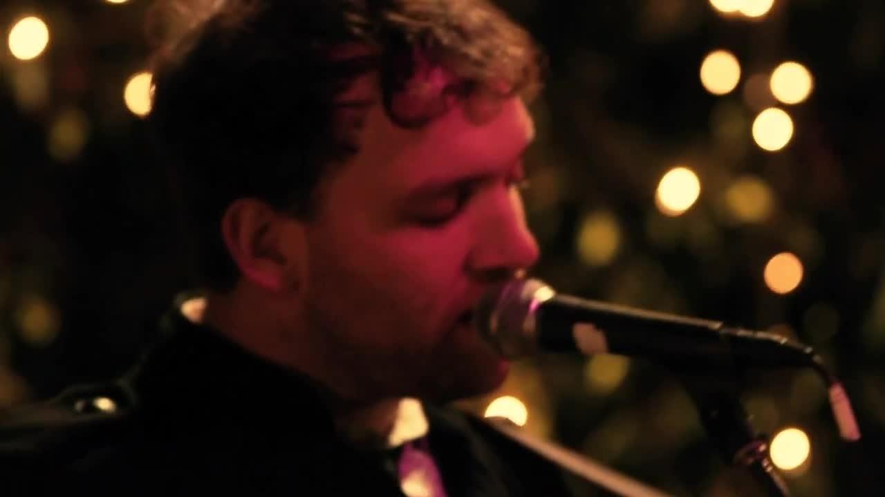 Vampirer Old Friend In The Backyard Sessions