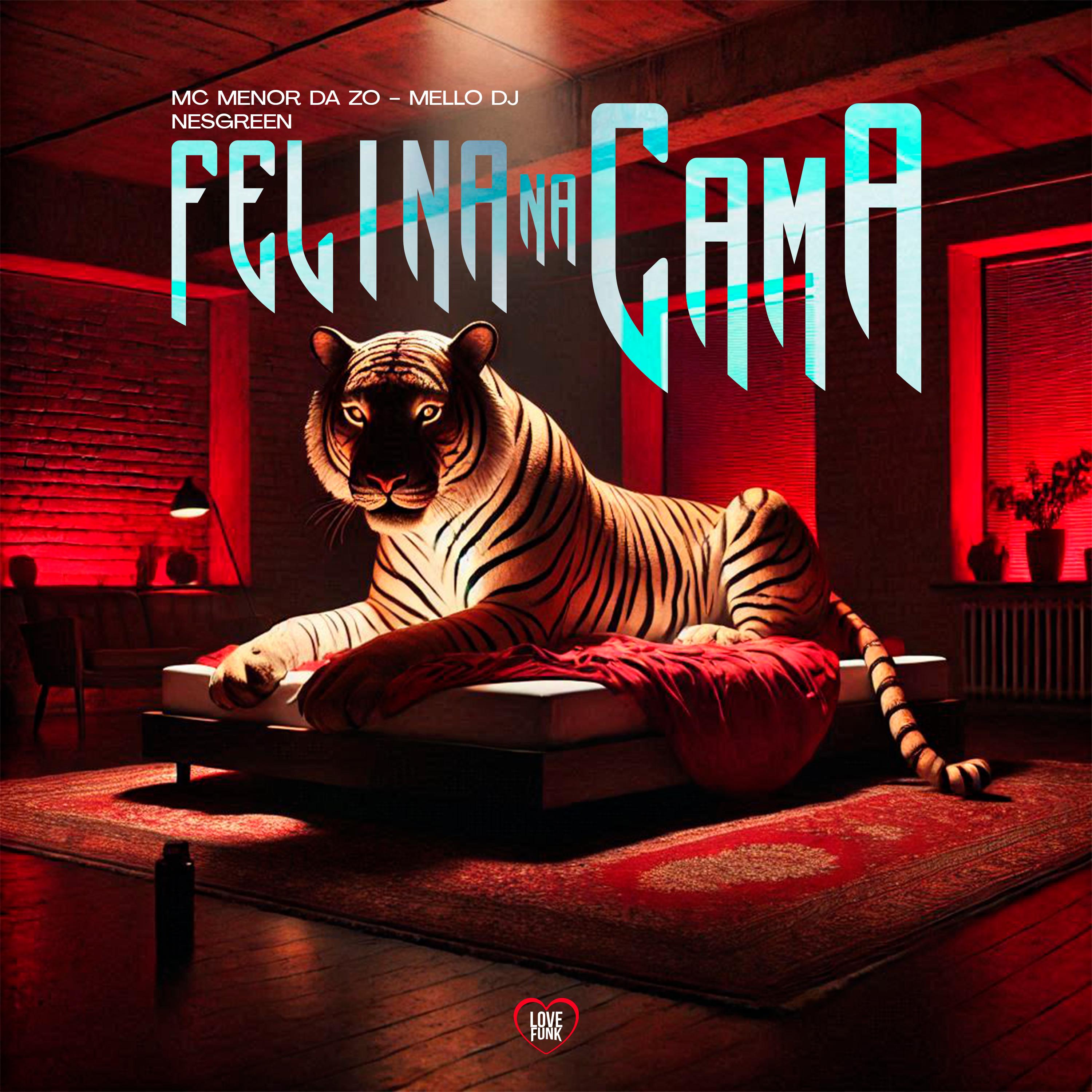 Felina na Cama