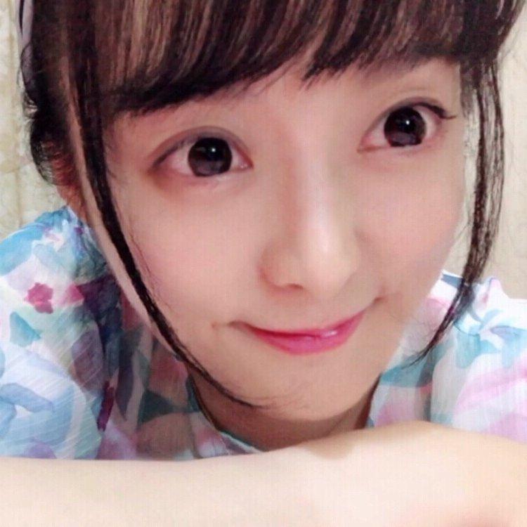 雨欣七周年快乐哦