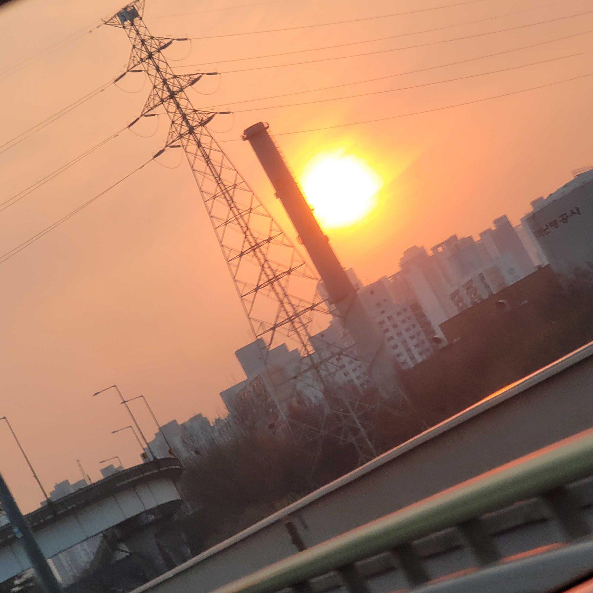 不该（雪地里相爱，他们说零下的誓言不会坏）封面