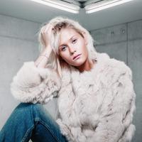 Lilly Ahlberg资料,Lilly Ahlberg最新歌曲,Lilly AhlbergMV视频,Lilly Ahlberg音乐专辑,Lilly Ahlberg好听的歌