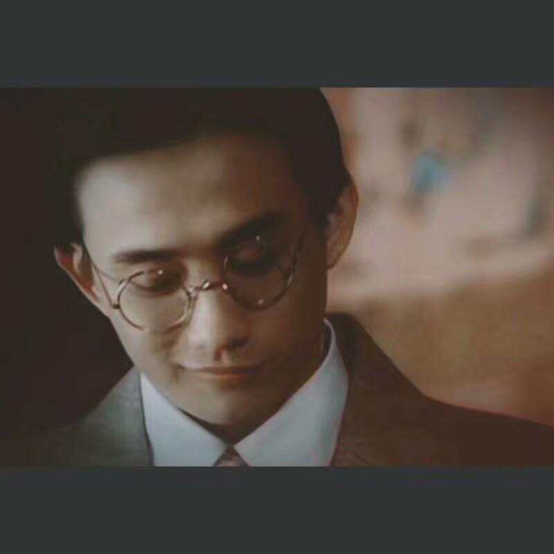 听 徐 志 摩 的 歌