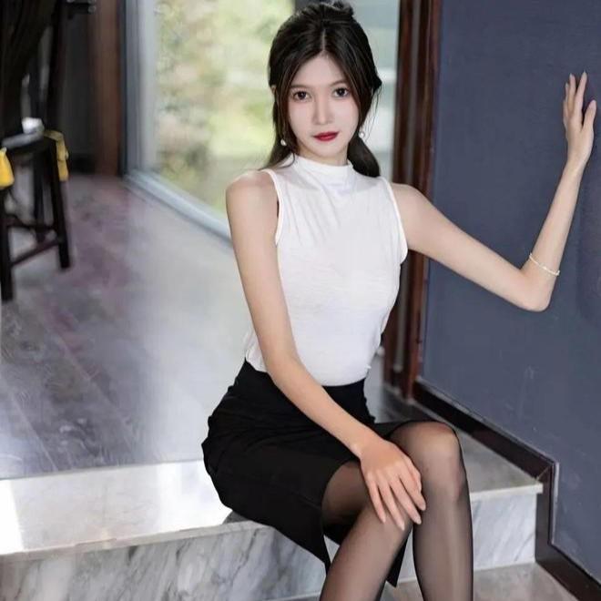 我以为旅人将我热情都燃尽DJ版 - DJ小美封面