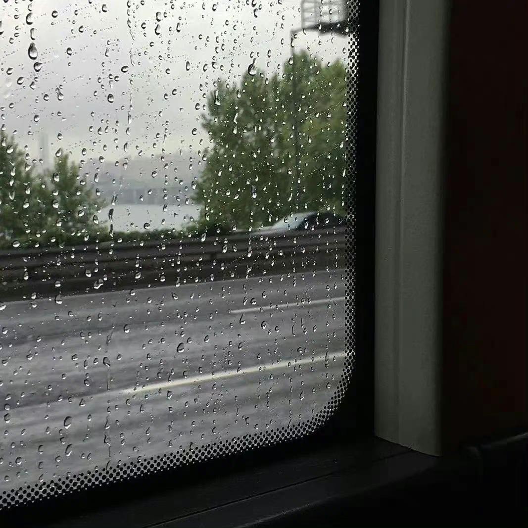 旅行家说封面