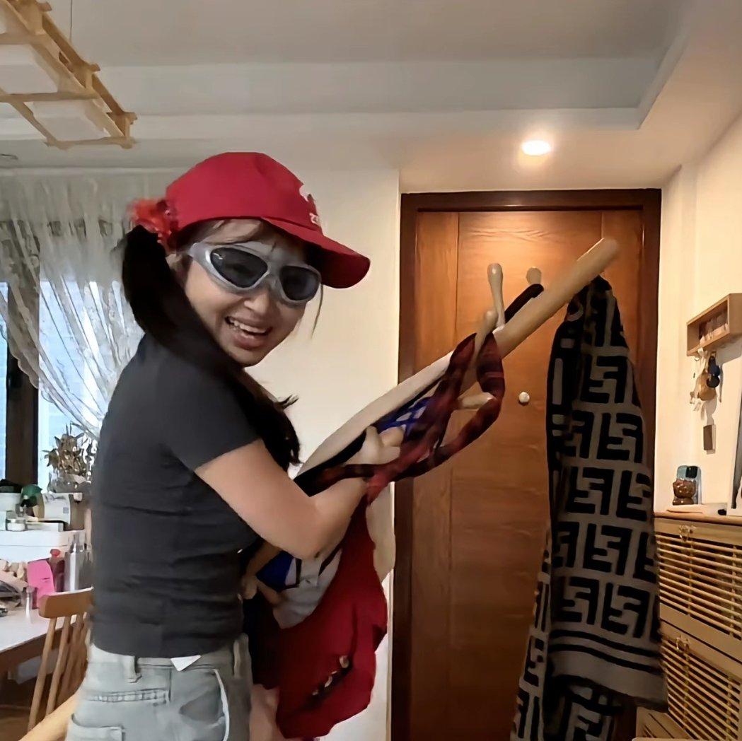 听完这首啊而比就睡觉