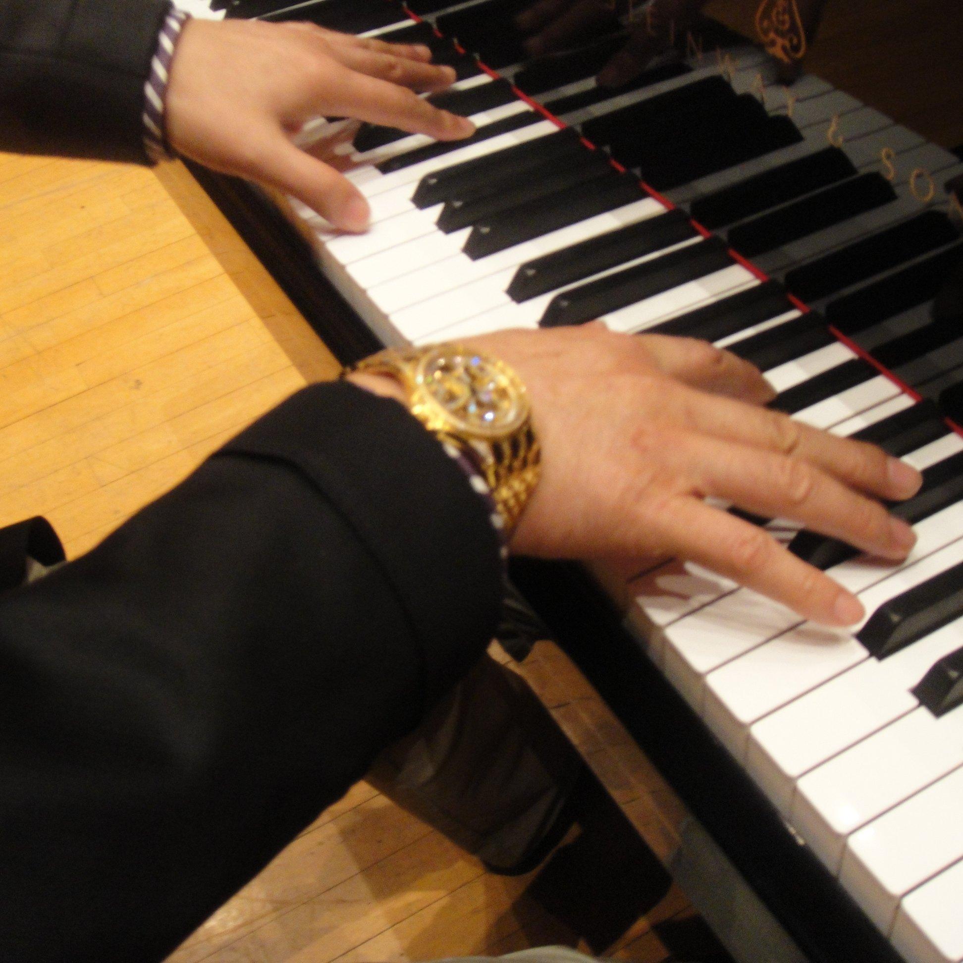 闲云野鶴山中人a