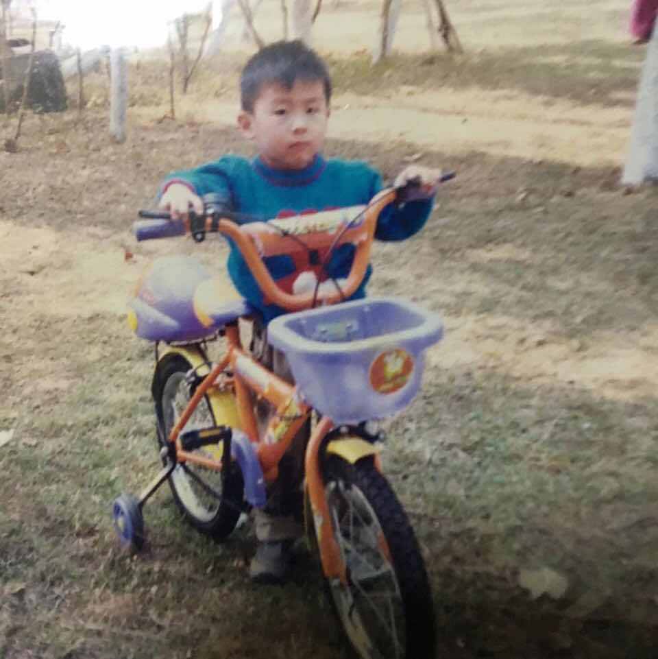 当地比较帅的男子