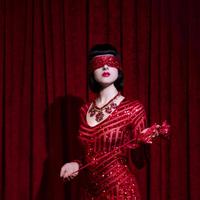 Lola Blanc资料,Lola Blanc最新歌曲,Lola BlancMV视频,Lola Blanc音乐专辑,Lola Blanc好听的歌