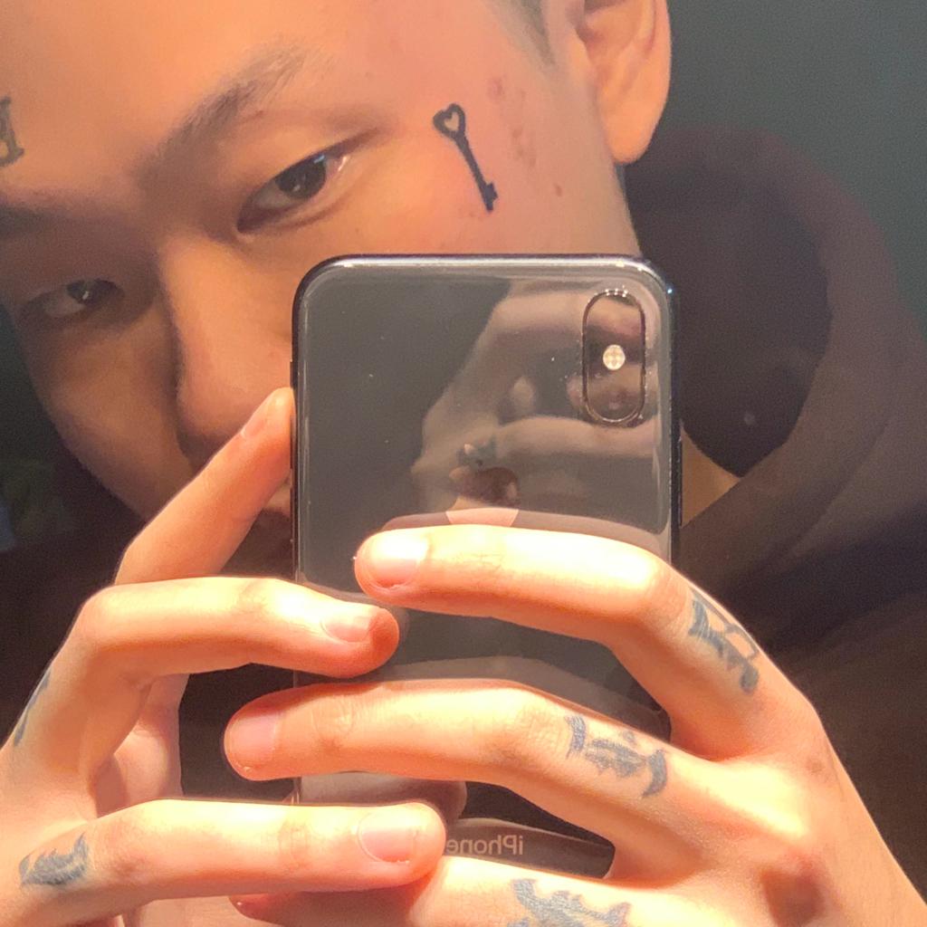 血男孩（Bloodz boi)