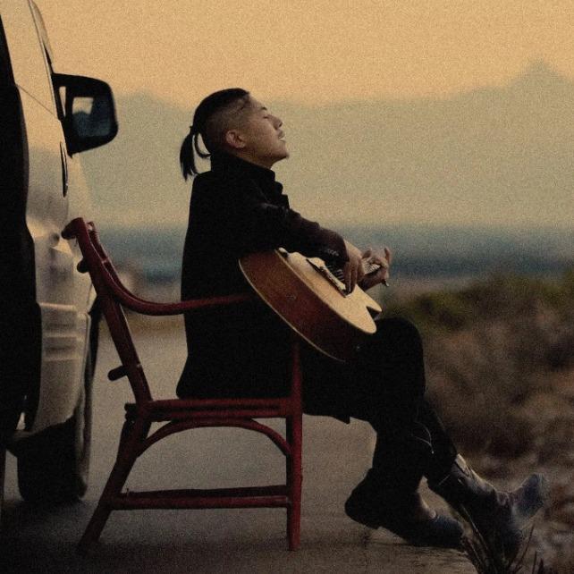 华语丨民谣小酒馆 路过此间仍是少年