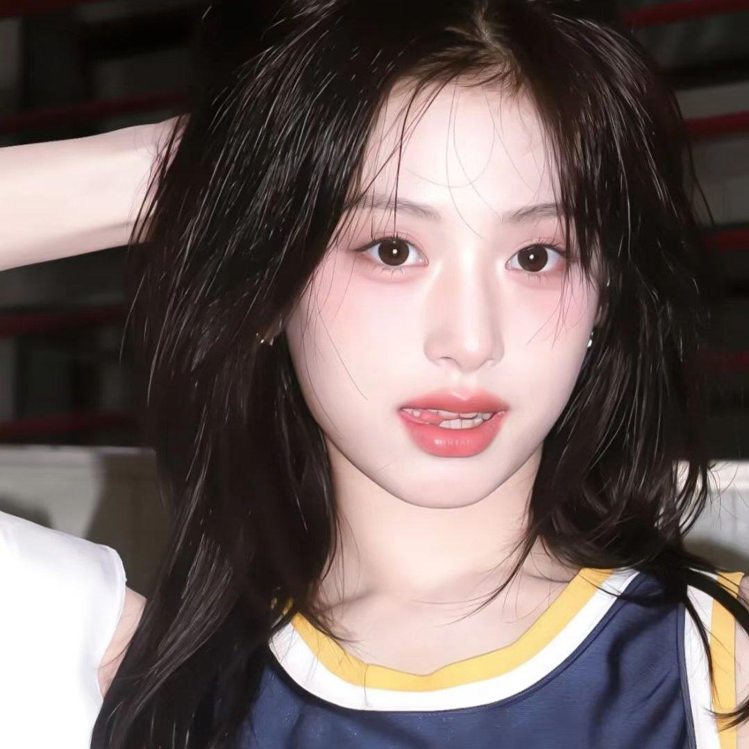 郑雅娴Ahyeon❤郑雅贤Golden BABYMONSTER