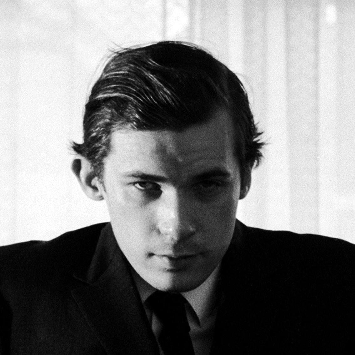 Glenn Gould（格伦·古尔德）