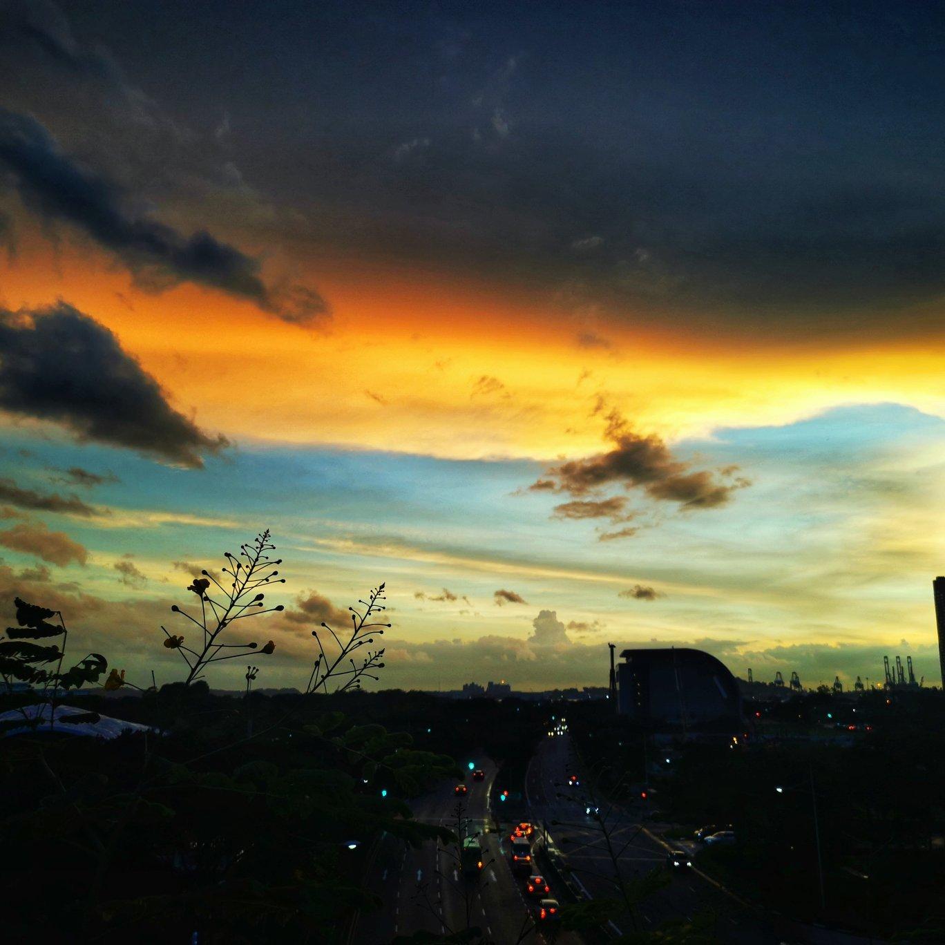 人道山长水又断_