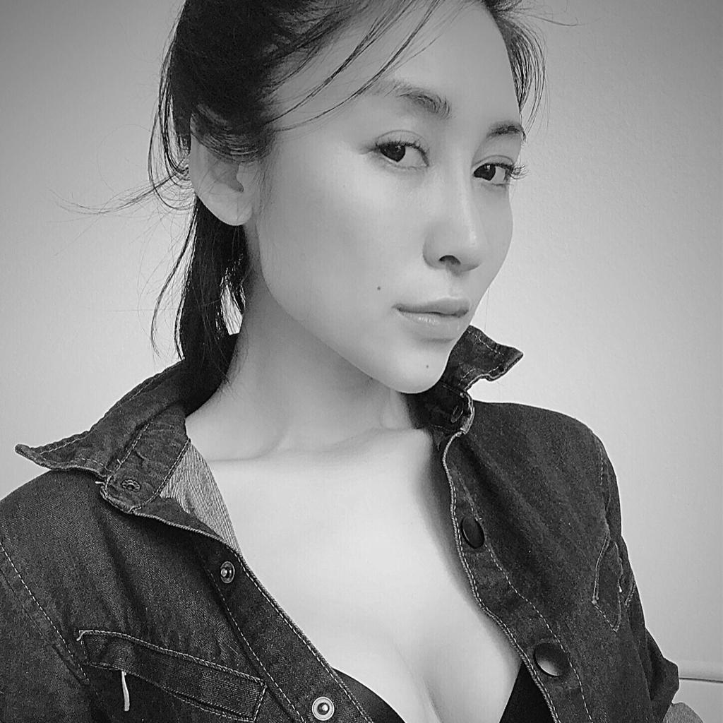 听爵士的内华达猫