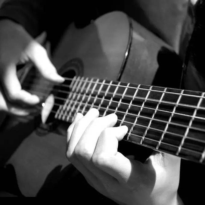 ixiklar qikip GITTAR（Cover *）