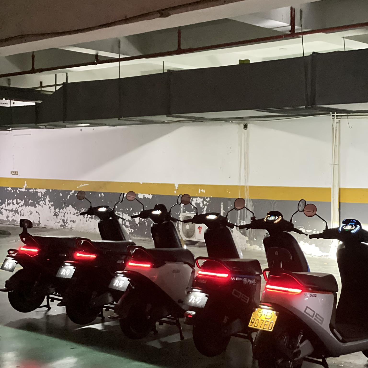 【SOLD】'NEON' (Prod. SAXON)