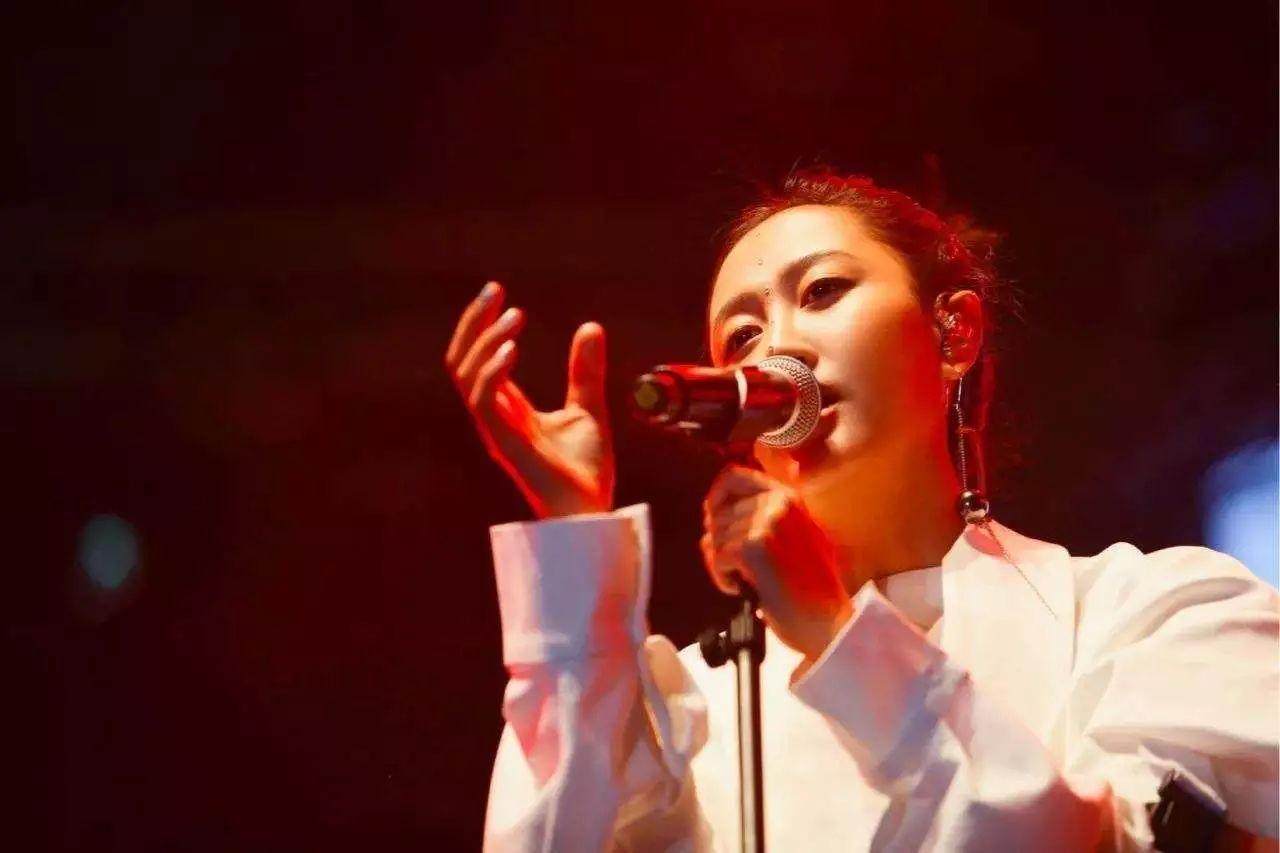 2017最好听的8首歌,每首都是值得分享的好故事