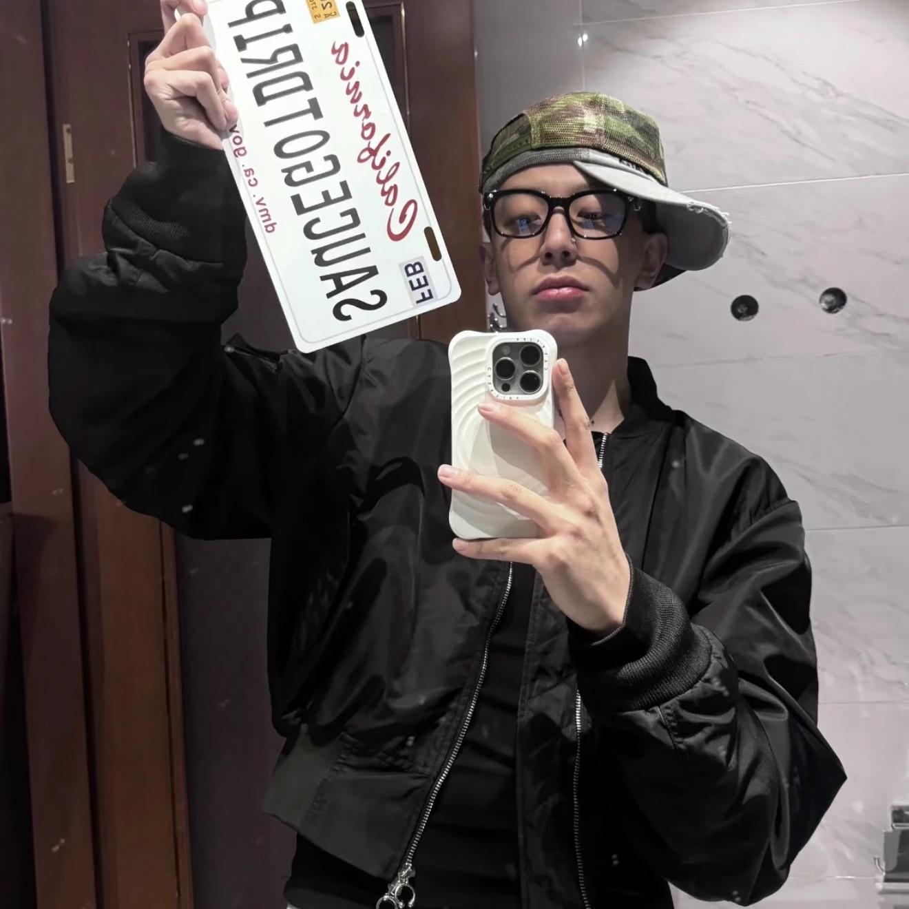 二次元的女孩感受不到我的爱